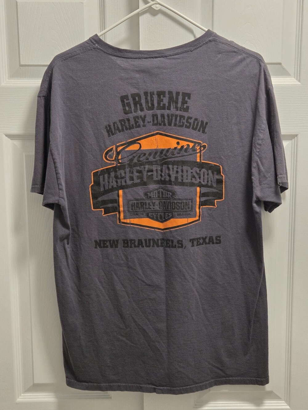 (5/$25) Gruene Harley-Davidson Gray Tee - New Braunfels, Texas Size Large